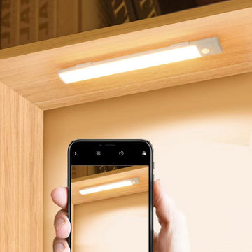 Smart Charging LED Motion Sensor Light with Magnetic Adhesive
